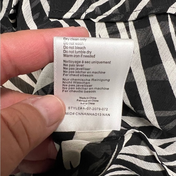 Anine Bing Womens Silk Chiffon Zebra Print Long Sleeve Button Arrow Shirt Sz S - Picture 8 of 8